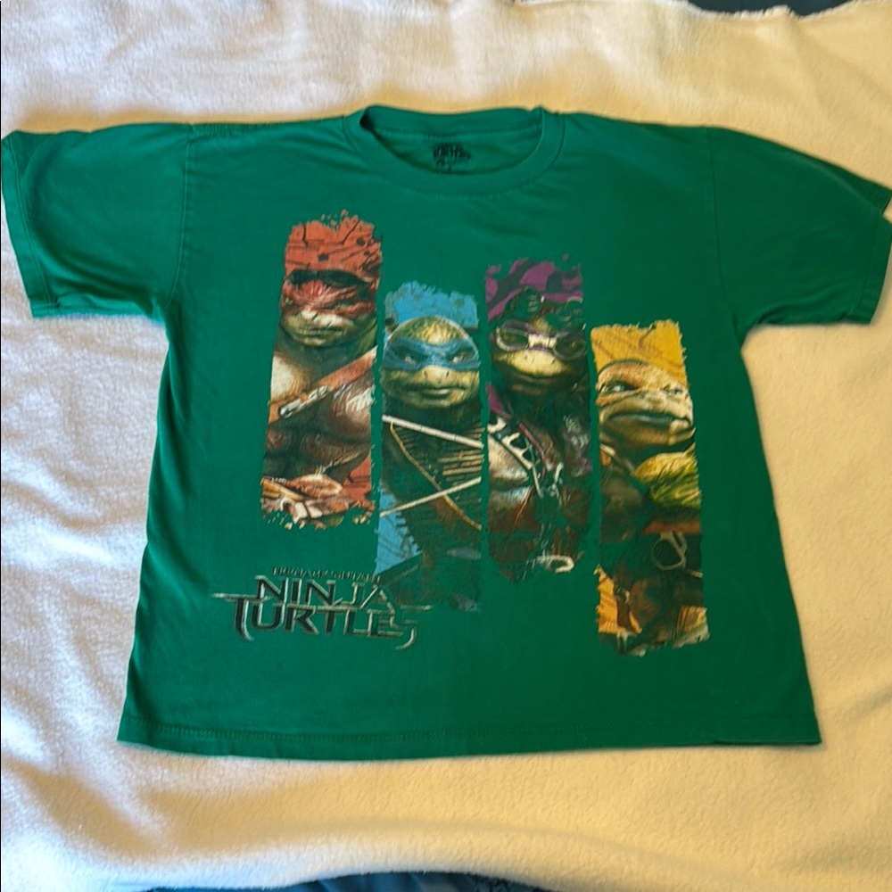 Ninja Turtles Green Short Sleeve Tee with Ninja Turtles Graphic